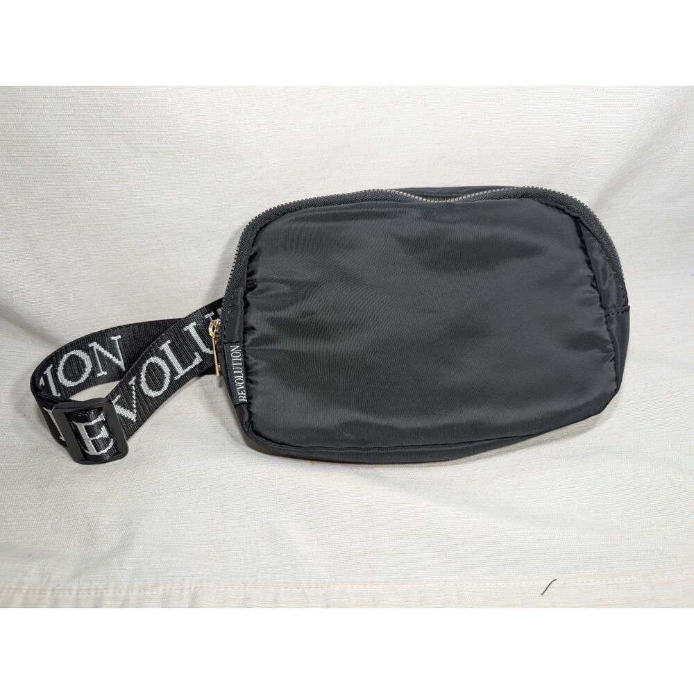 Revolution Dancewear‎ Belt Bag Fanny Pack Adjustable Logo Strap Black RW24105 OS